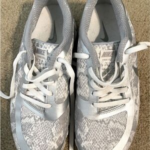 Nike Free 5.0 Women's Size 8 Silver Sheen Athletic #695168-002 Running Shoes